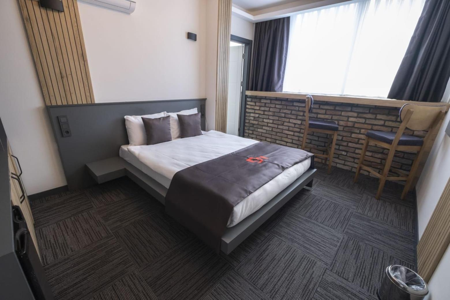 Dewy Hotel Izmir Eksteriør billede